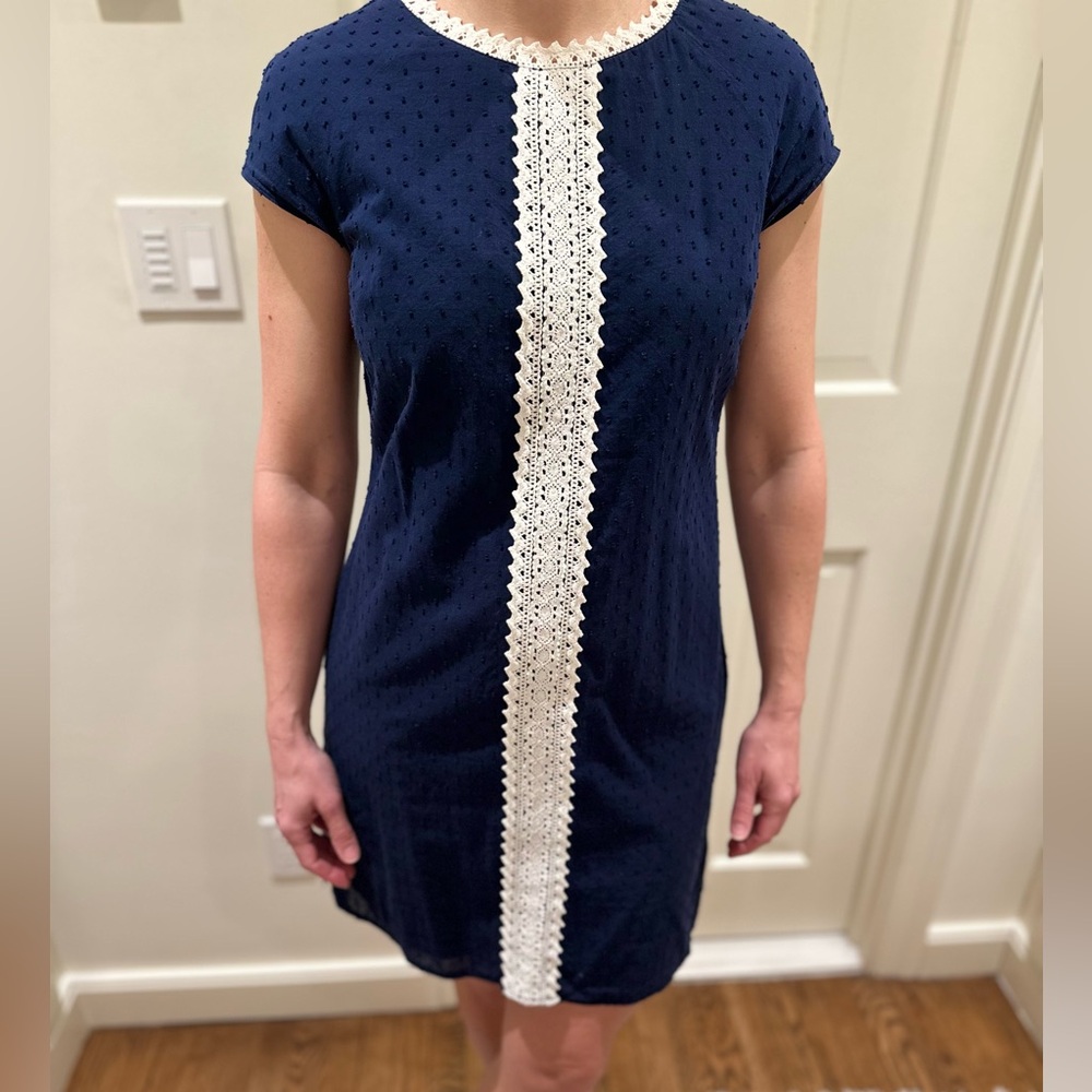 Vineyard Vines Navy Mini Dress with White Lace Trim